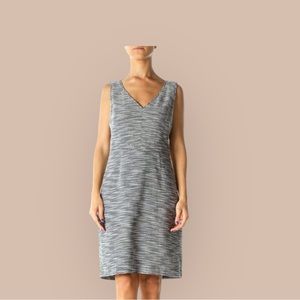 Sophisticated Banana Republic Tweed V-Neck Dress - Women's Size 2"